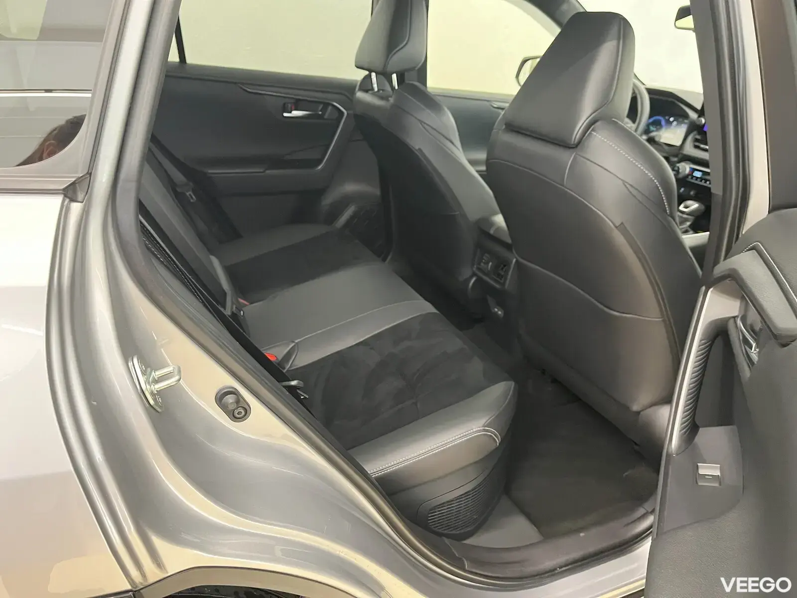 Toyota RAV4 2.5 131kW