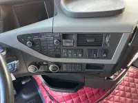 Volvo FH 540 8x4 PK 110002 + JIB + WINCH / COMBI / PLATFORM L=3662 mm 405kW thumbnail