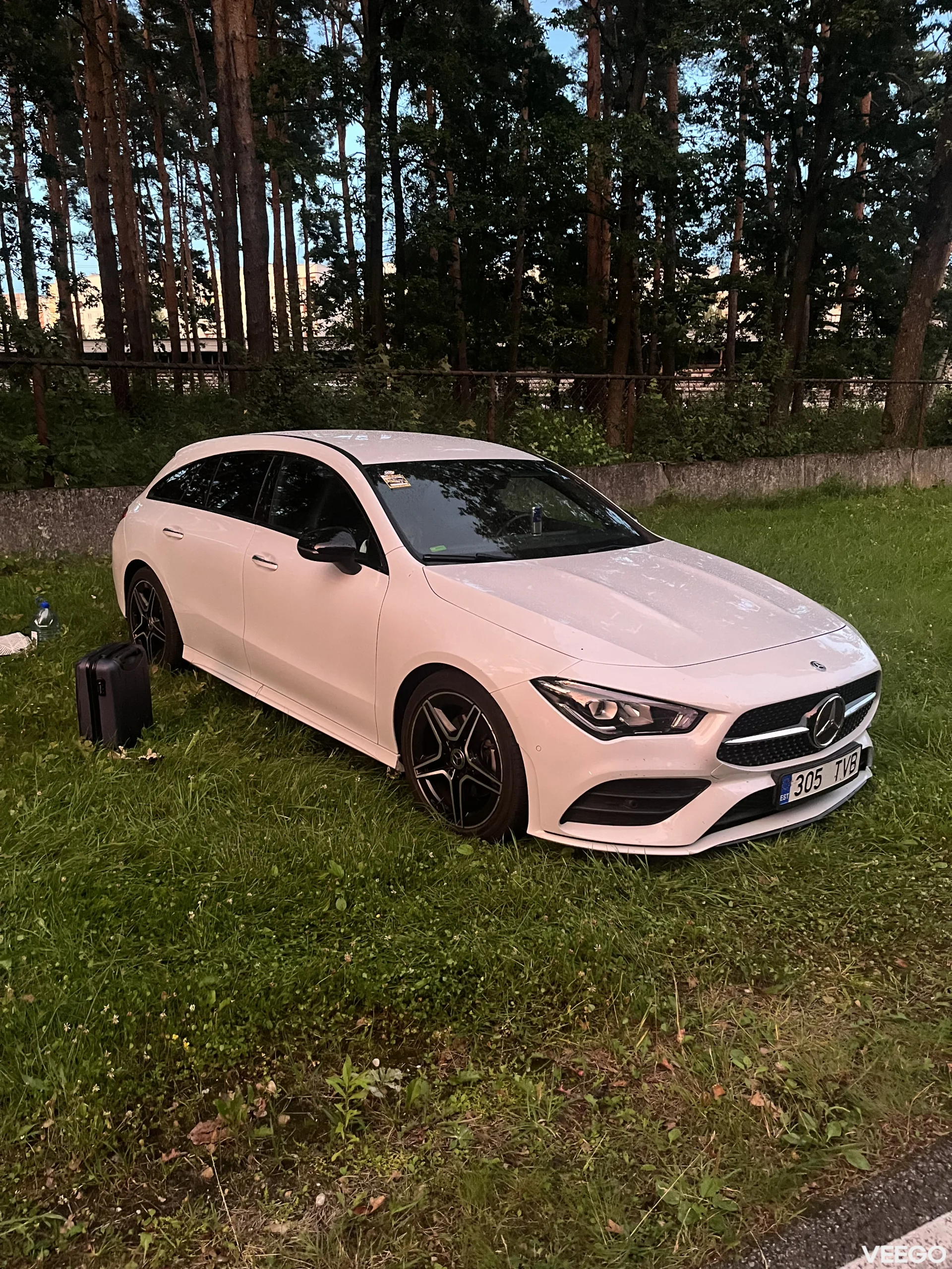 Mercedes-Benz CLA180 1.3 100kW