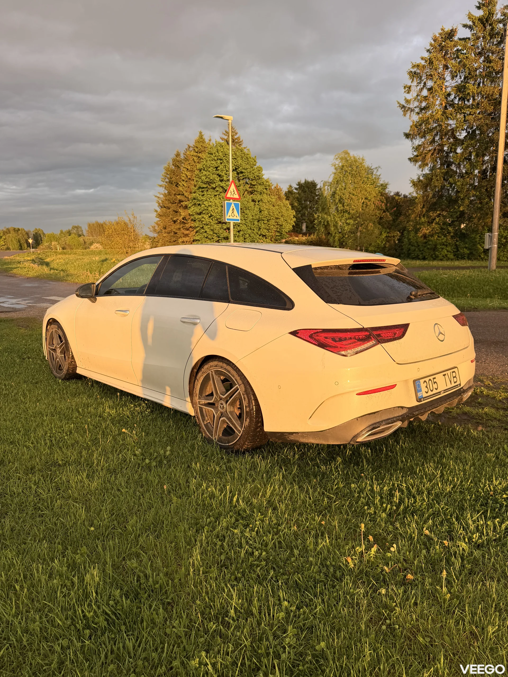 Mercedes-Benz CLA180 1.3 100kW