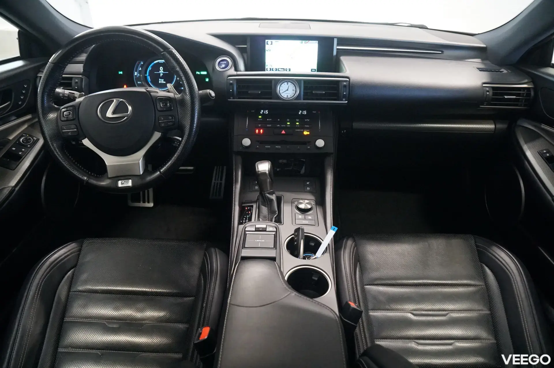 Lexus RC 300h F-Sport 2.5 133kW