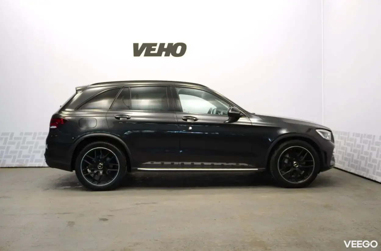 Mercedes-Benz GLC220 d 4Matic AMG line 2 143kW