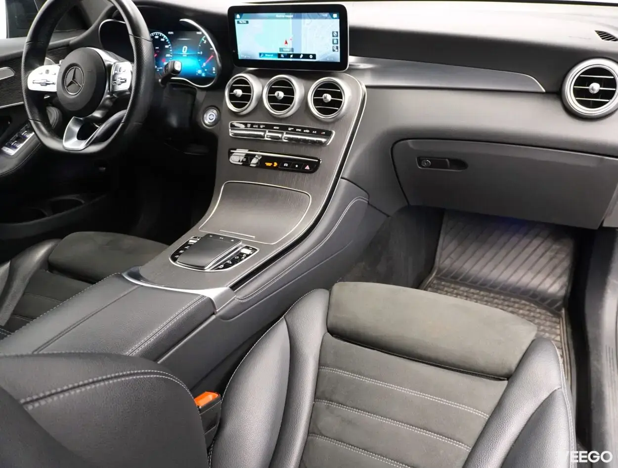 Mercedes-Benz GLC220 d 4Matic AMG line 2 143kW