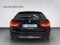 BMW 520 Touring Luxury Line MHEV 140kW thumbnail