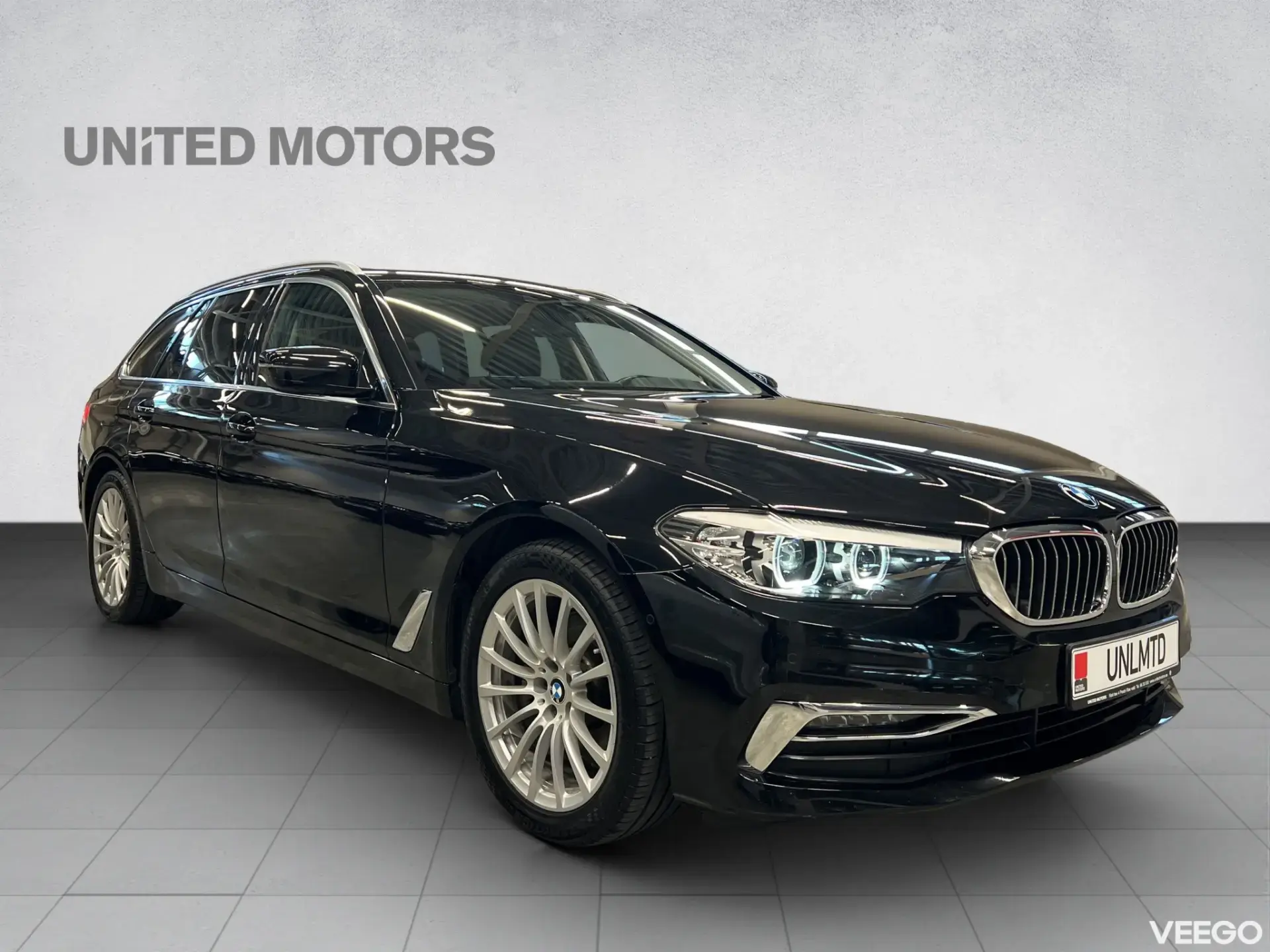 BMW 520 Touring Luxury Line MHEV 140kW