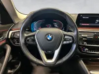 BMW 520 Touring Luxury Line MHEV 140kW thumbnail