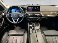 BMW 520 Touring Luxury Line MHEV 140kW thumbnail