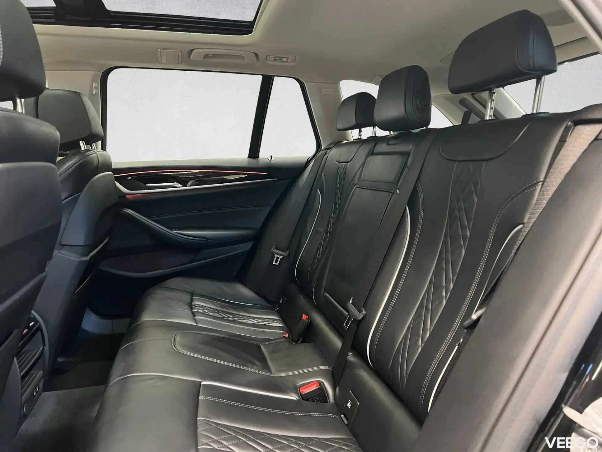 BMW 520 Touring Luxury Line MHEV 140kW