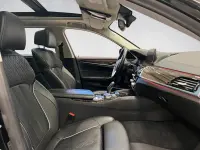 BMW 520 Touring Luxury Line MHEV 140kW thumbnail