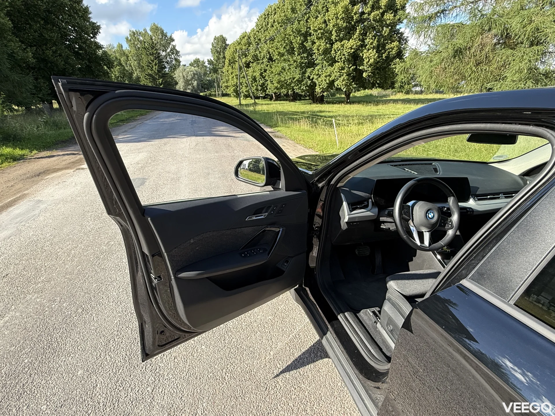 BMW iX1 225kW