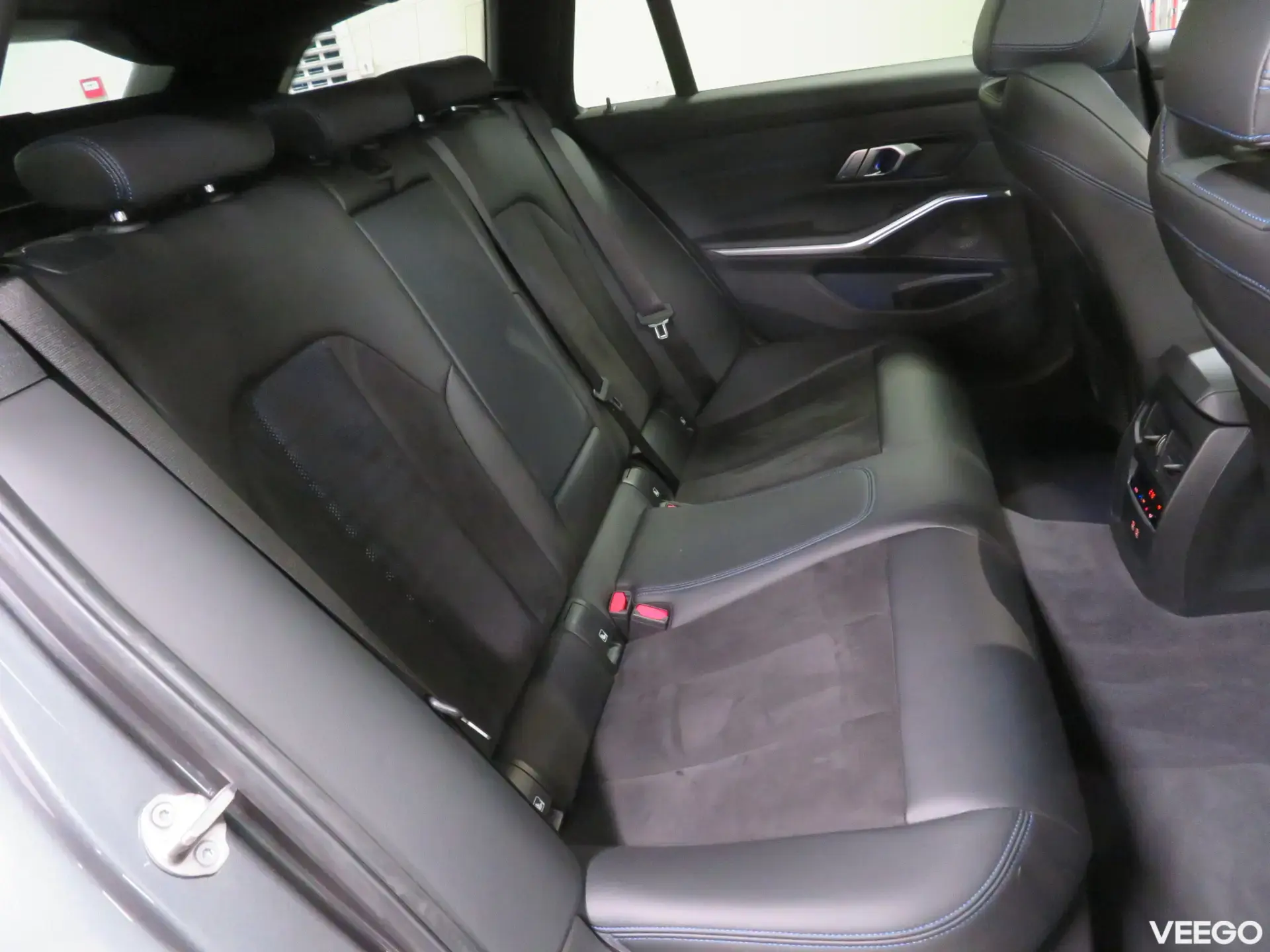 BMW 330 3.0 210kW