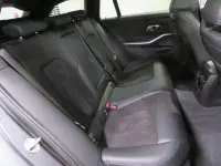 BMW 330 3.0 210kW thumbnail