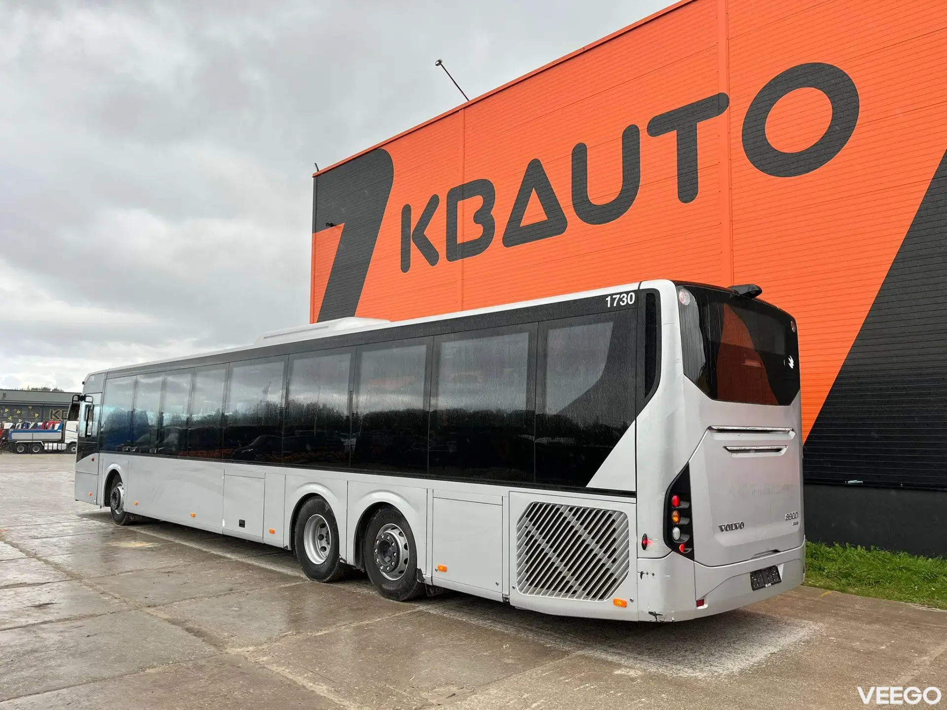 Volvo B8R 44 SEATS + 53 STANDING / AC / AUXILIARY HEATER  240kW