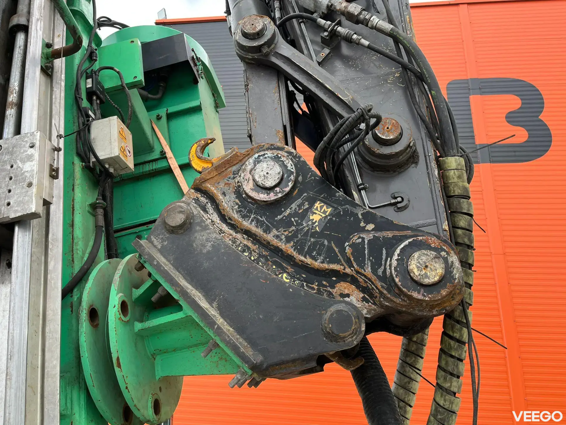 Volvo EC 300 E WITH MONTABERT CPA 295 DRILL PRICE 123900.- 180kW