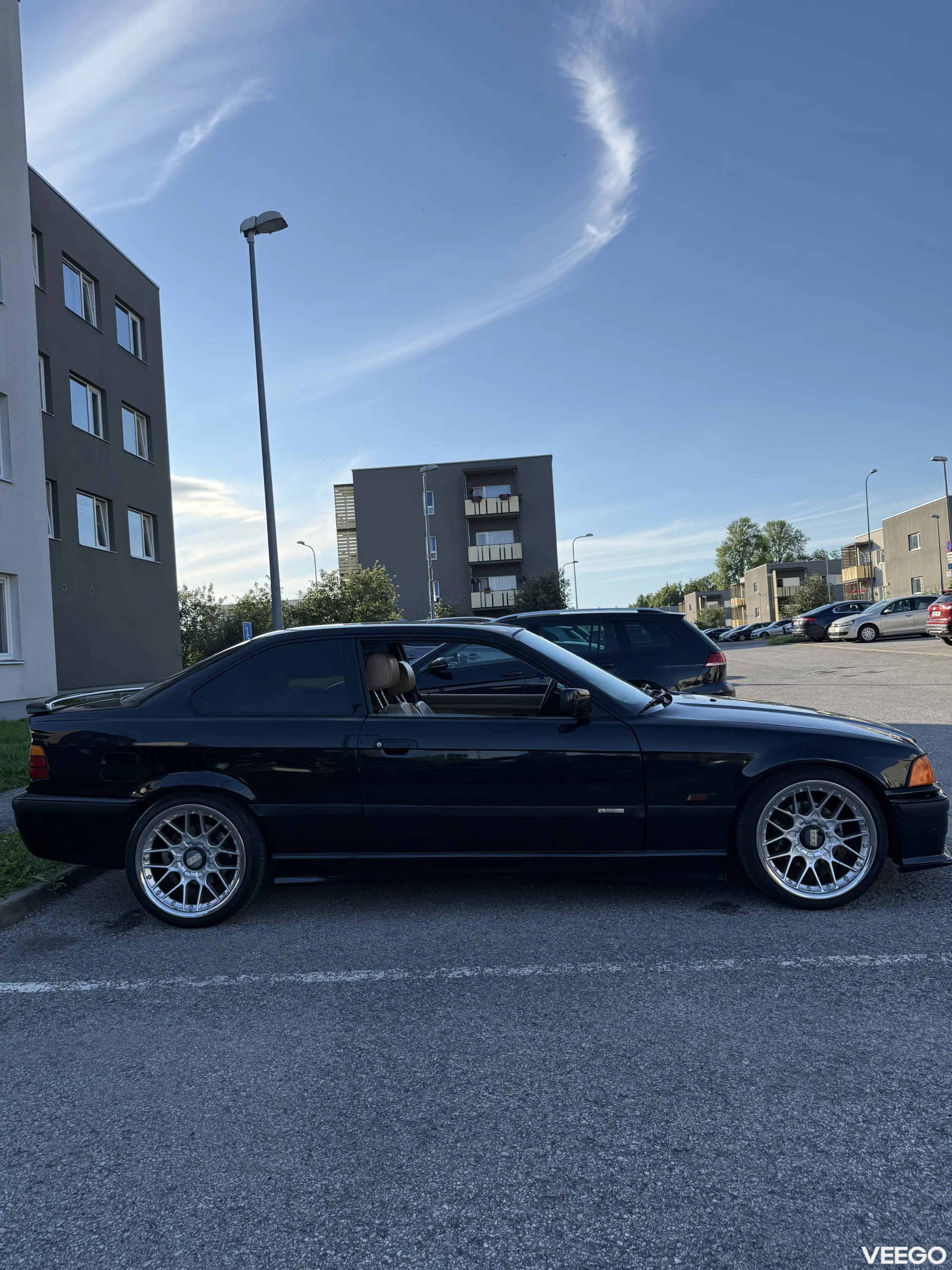 BMW 328 2.8 142kW
