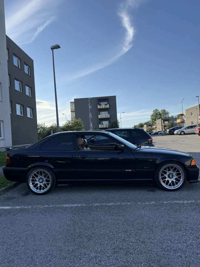 Image of BMW 328 2.8 142kW