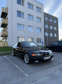BMW 328 2.8 142kW thumbnail