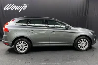 Volvo XC60 D4 Aut 190HK Momentum /Värmare /Navi 140kW thumbnail