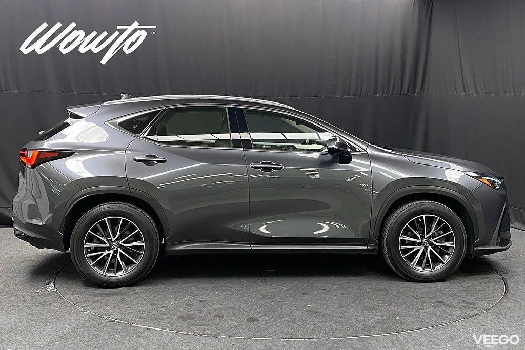 Lexus NX 350h AWD E-CVT 242HK Business /Drag /Moms 178kW