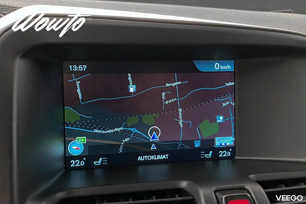 Volvo XC60 D4 Aut 190HK Momentum /Värmare /Navi 140kW