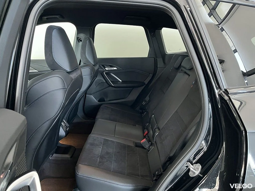 BMW X1 sDrive18i M Sport Drag Rattvärme Sportstol Park Assist 0kW