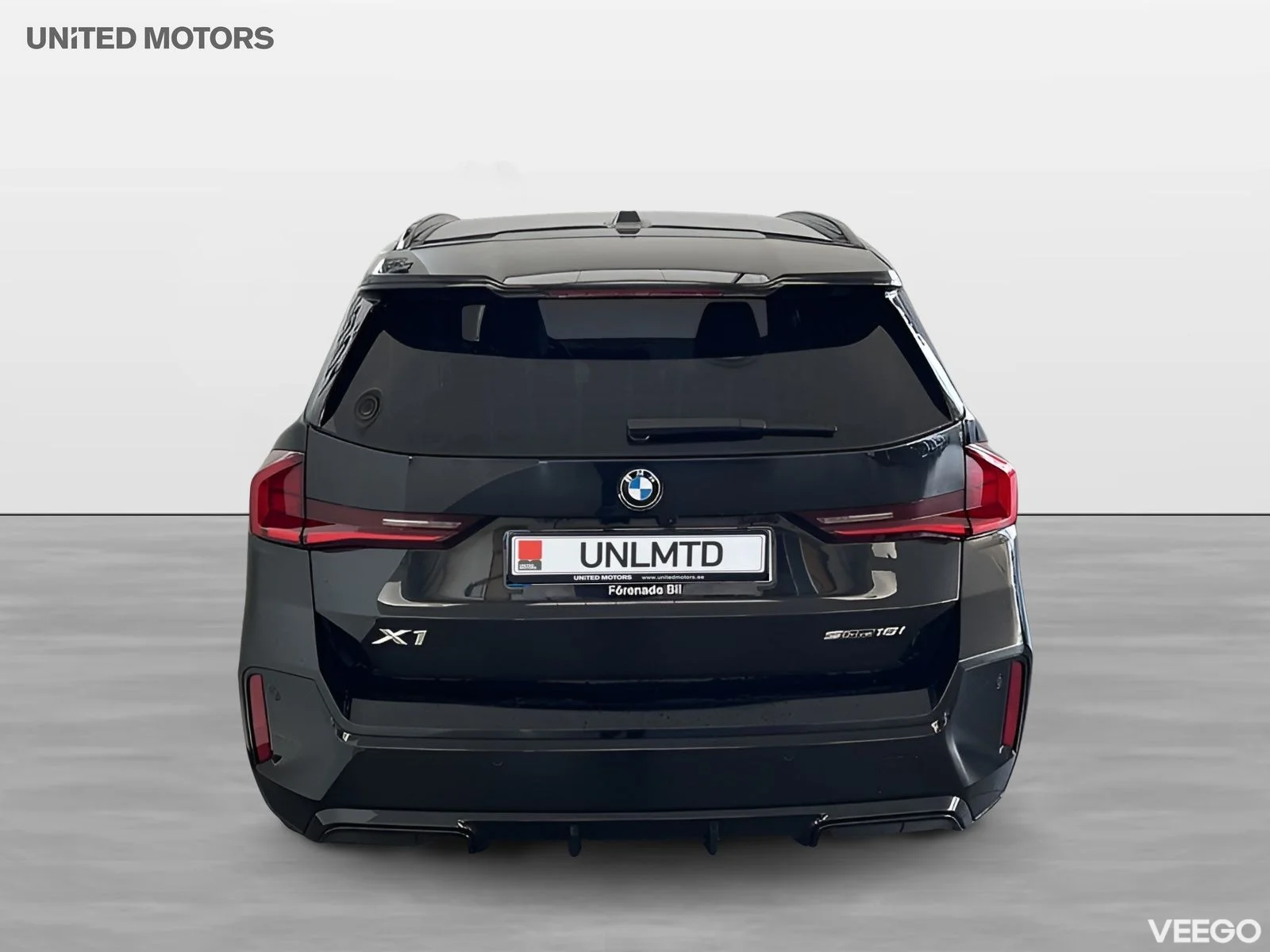 BMW X1 sDrive18i M Sport Drag Rattvärme Sportstol Park Assist 0kW