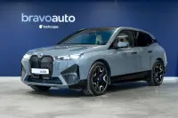 BMW iX Sportpakett 385kW thumbnail
