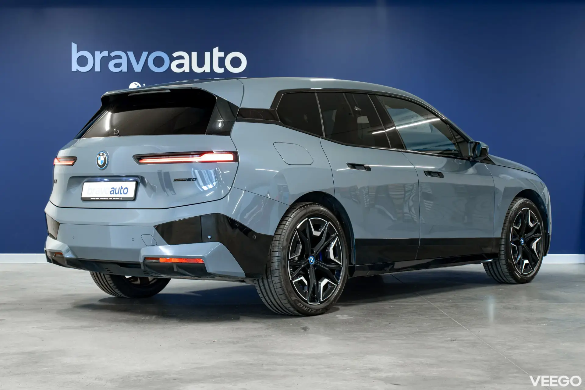 BMW iX Sportpakett 385kW