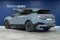 BMW iX Sportpakett 385kW thumbnail