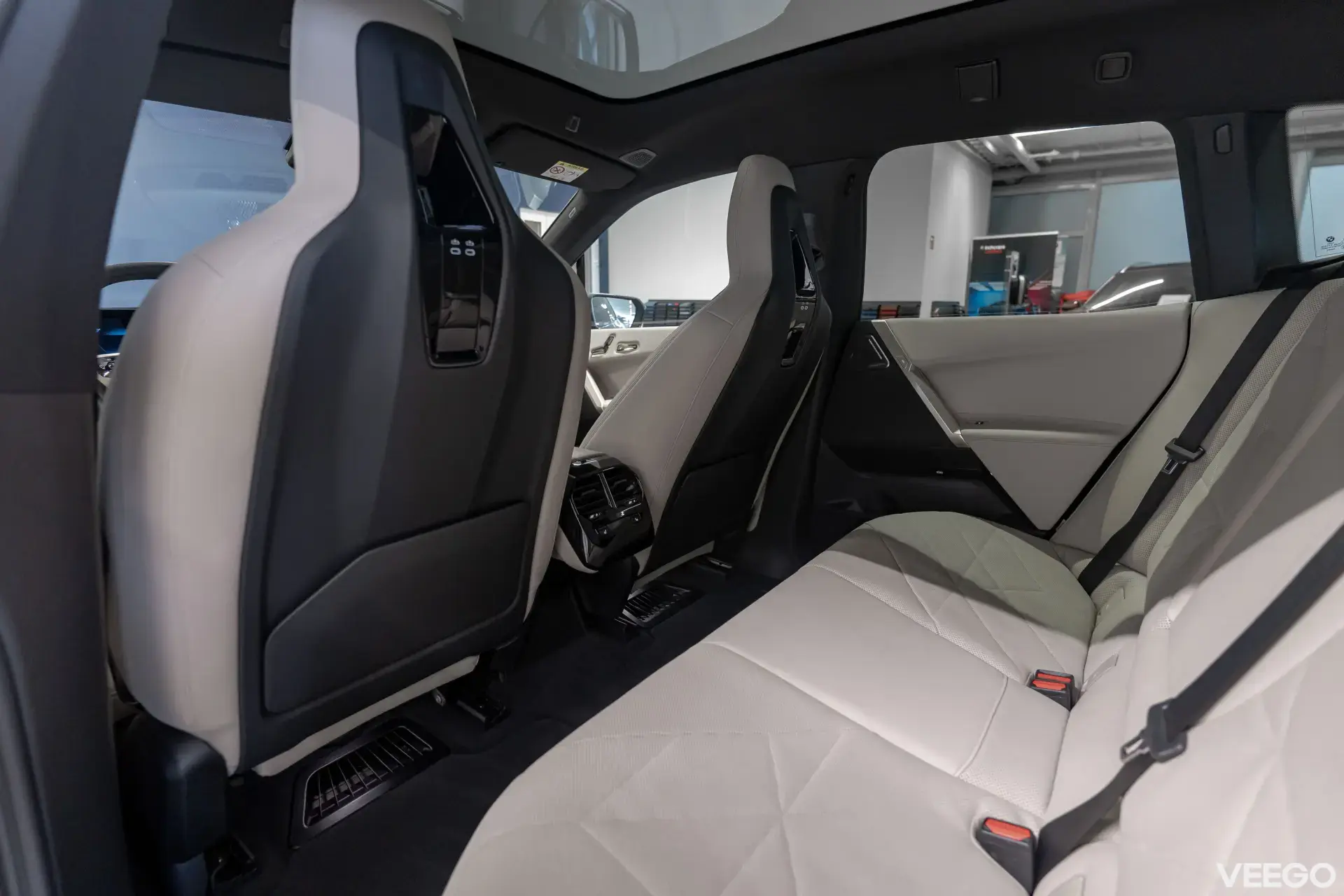 BMW iX Sportpakett 385kW