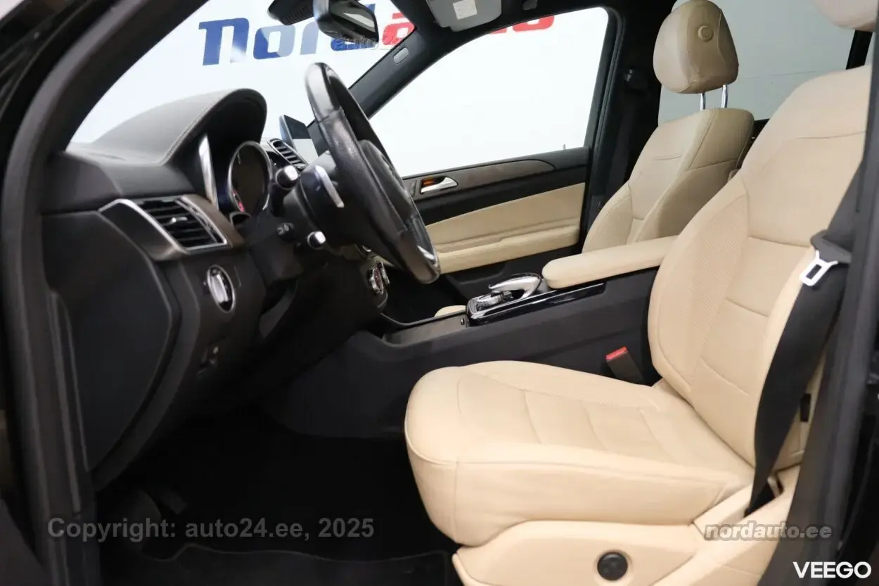 Mercedes-Benz GLS400 - 3 245kW