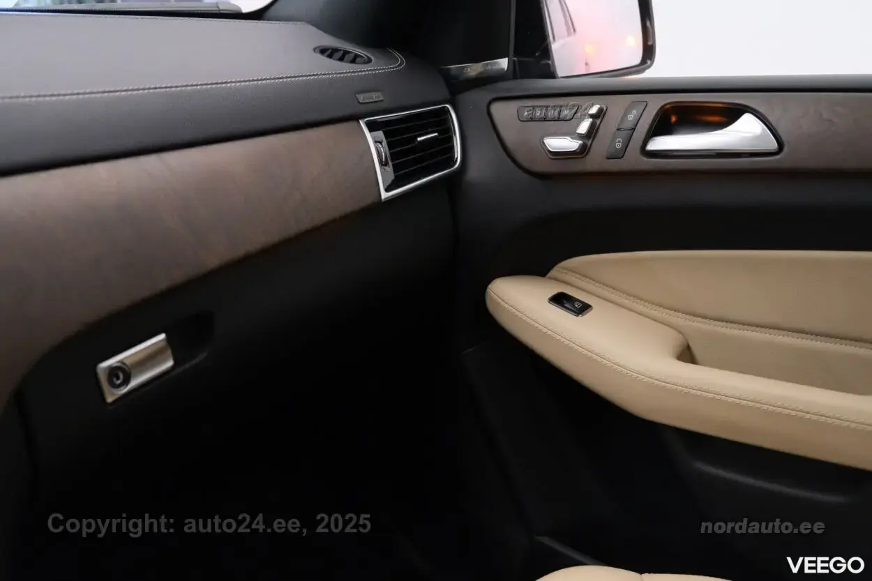 Mercedes-Benz GLS400 - 3 245kW