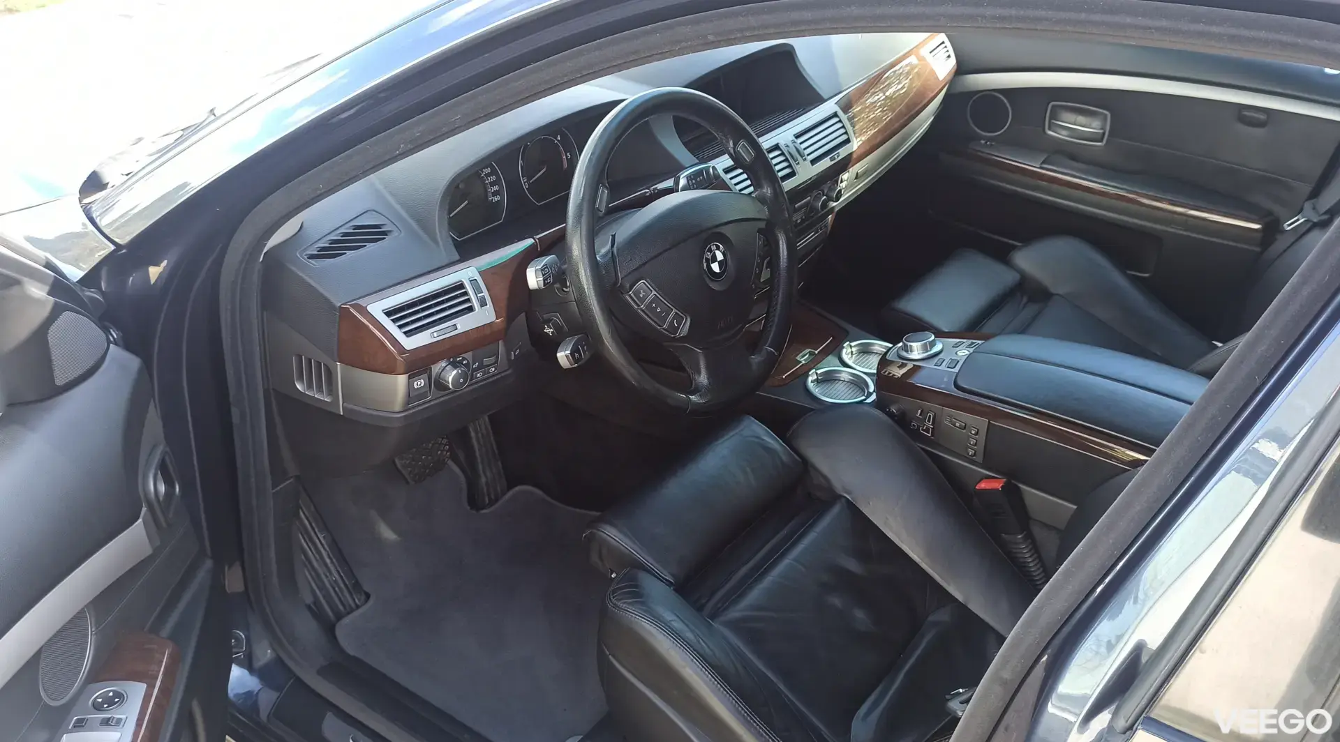 BMW 745 D 4.4 242kW