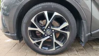 Toyota C-HR 72kW thumbnail