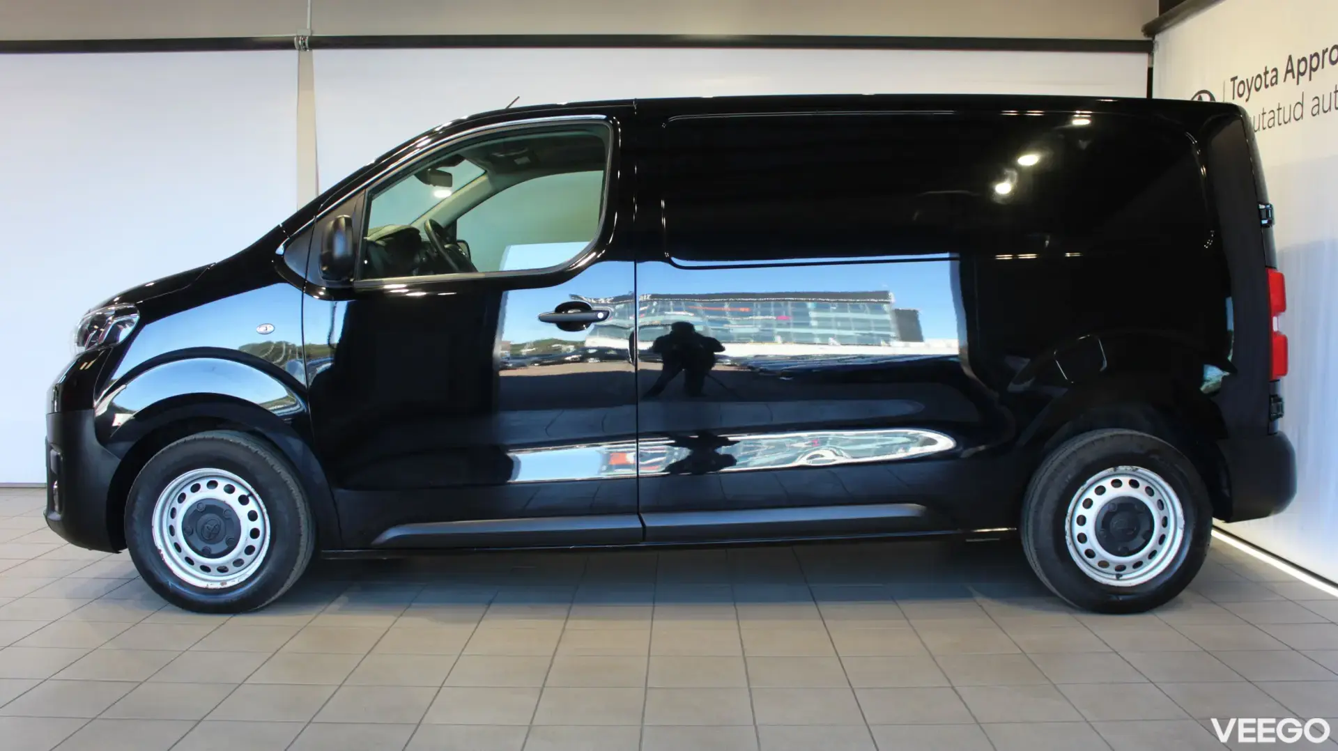 Toyota Proace Panel Van Medium Professional Plus N1 2 106kW