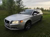 Volvo V70 2.4 120kW thumbnail