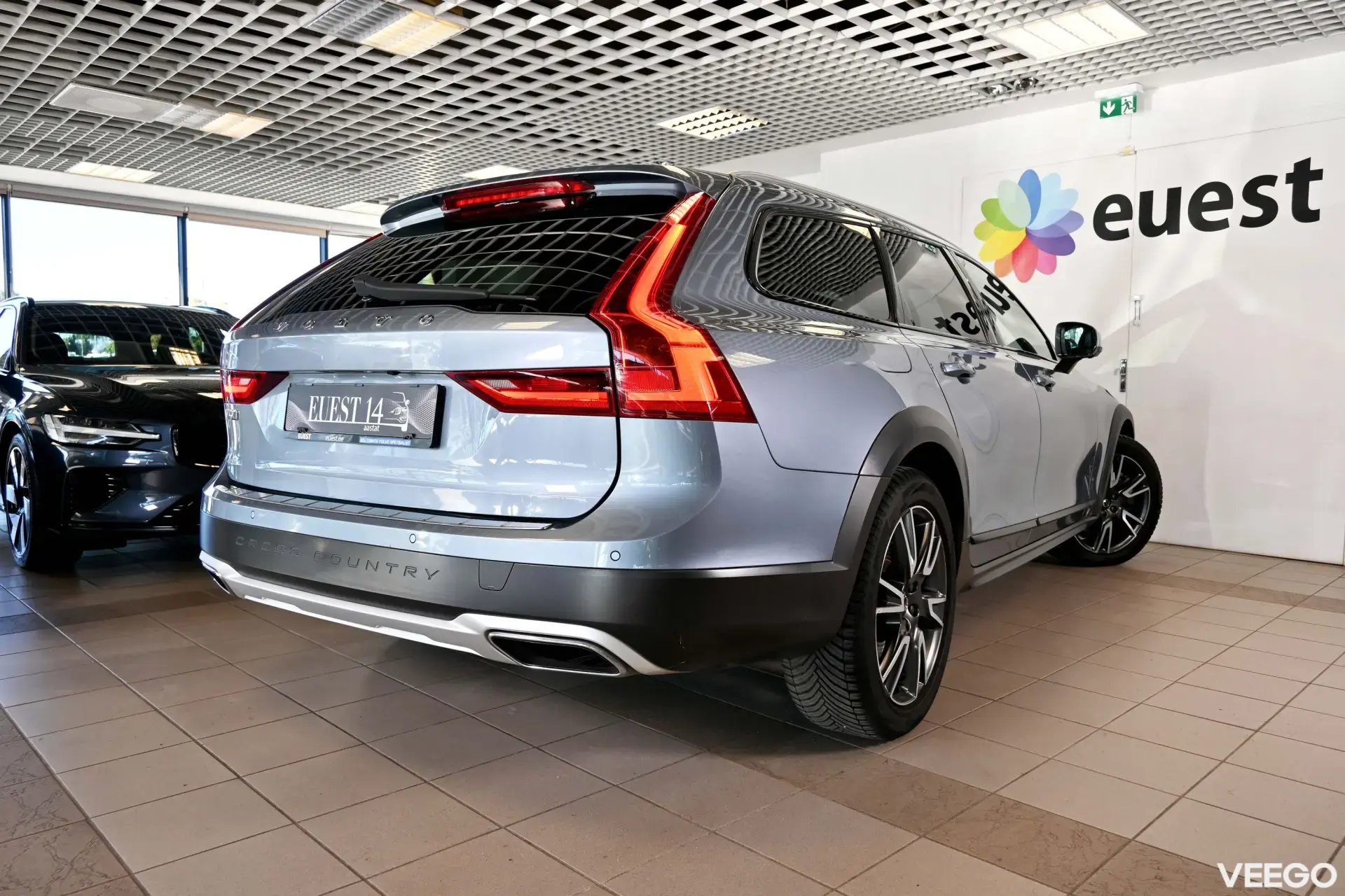 Volvo V90 Cross Country AWD LUXURY+ INSCRIPTION INTELLI SAFE 2 145kW