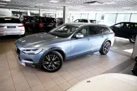 Volvo V90 Cross Country AWD LUXURY+ INSCRIPTION INTELLI SAFE 2 145kW thumbnail