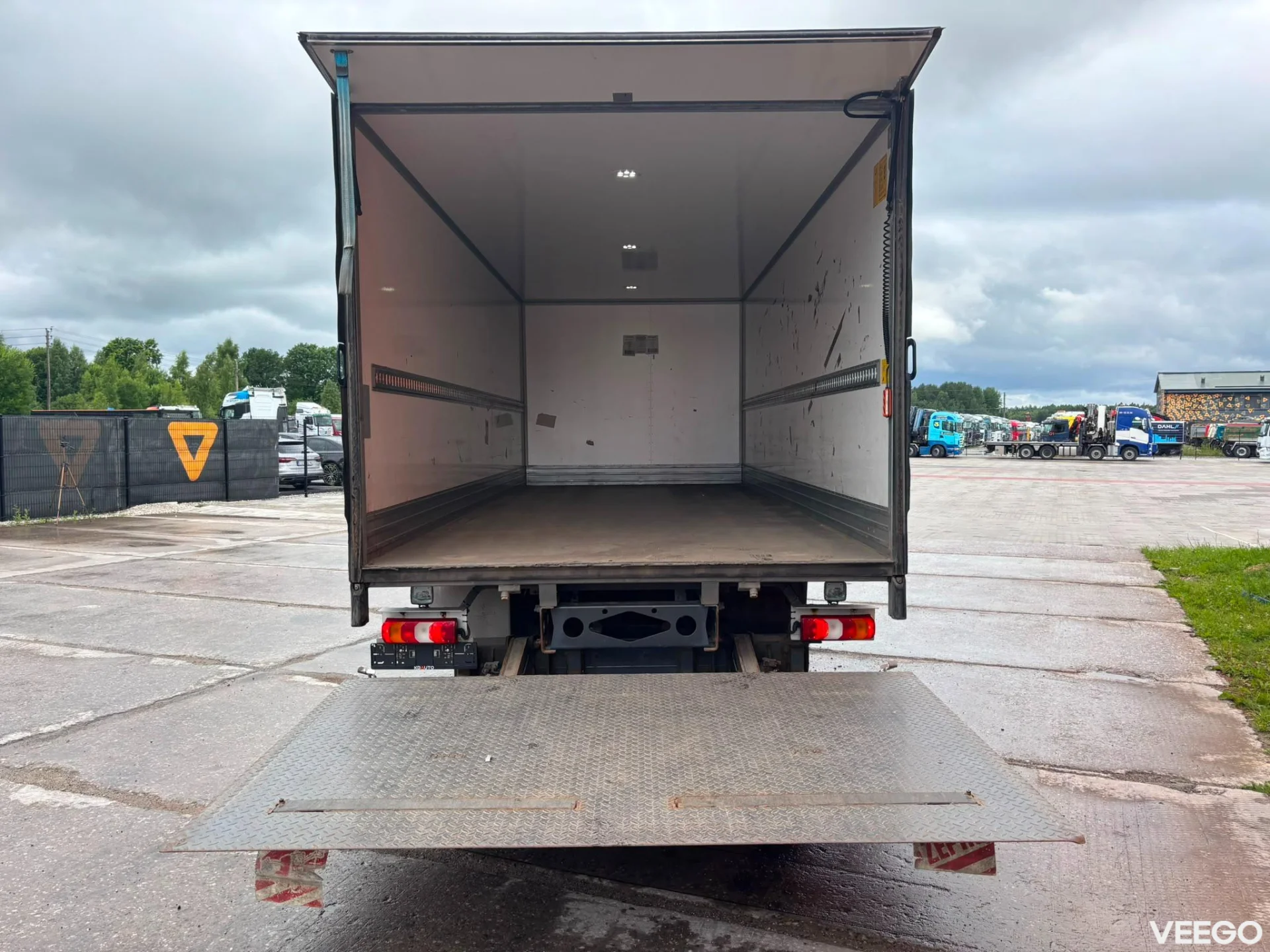Mercedes-Benz Atego BOX L=6613 mm 160kW
