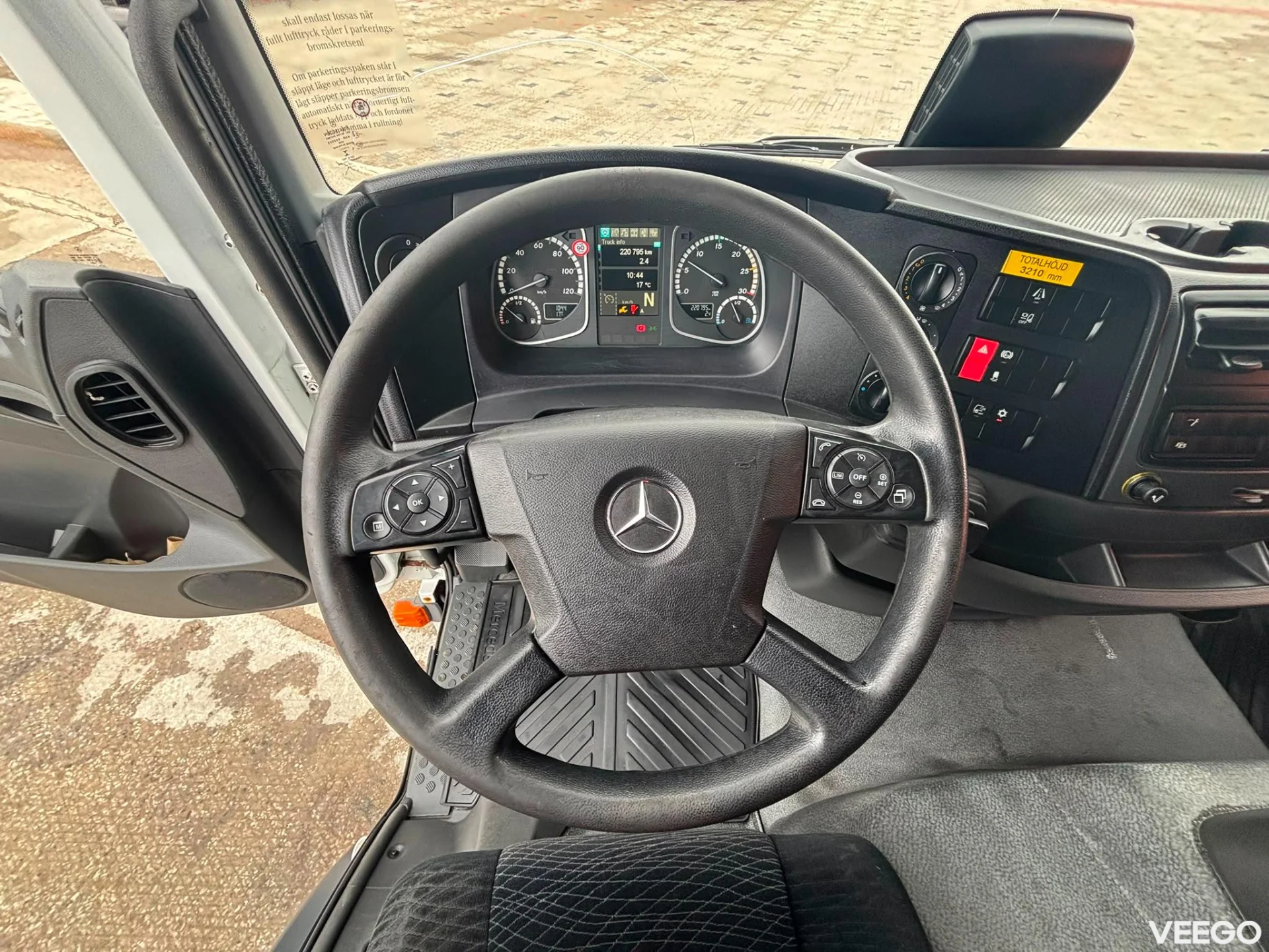 Mercedes-Benz Atego BOX L=6613 mm 160kW