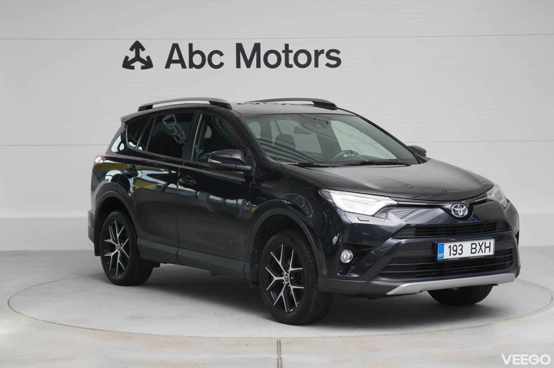 Toyota RAV4 Luxury 2 112kW