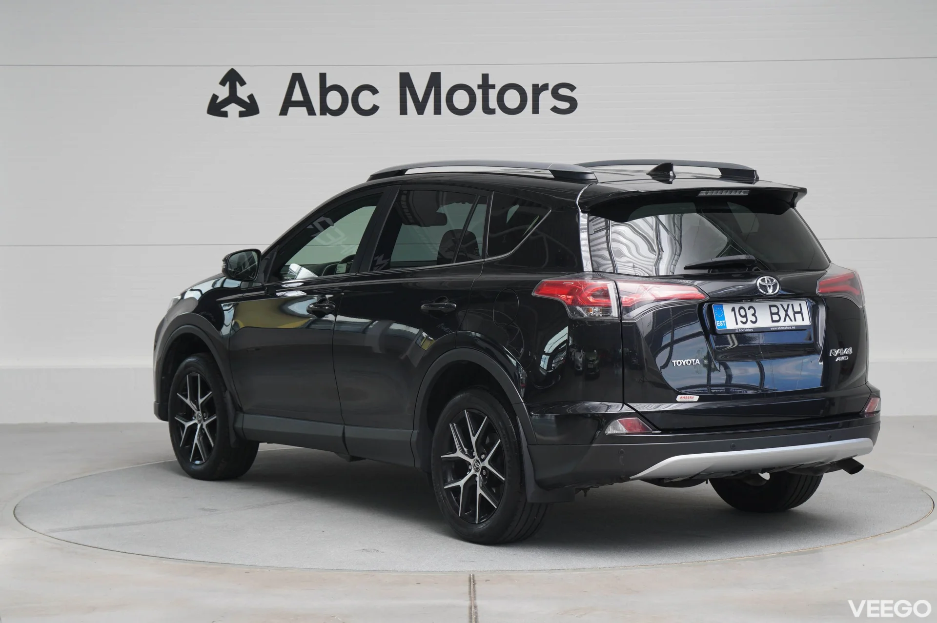 Toyota RAV4 Luxury 2 112kW