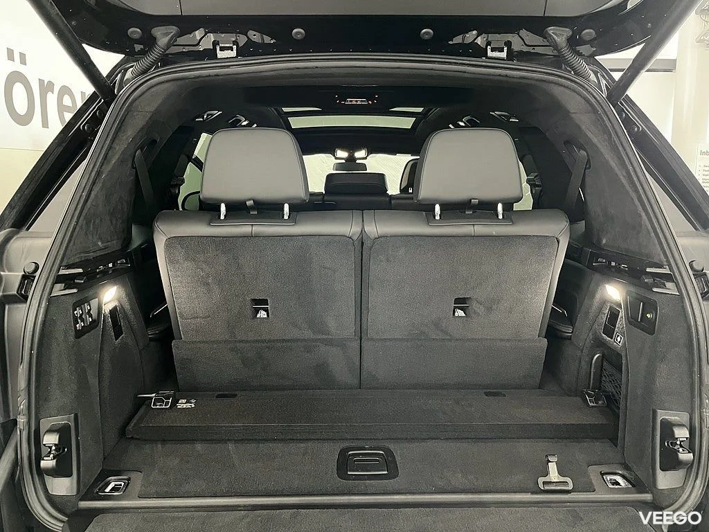 BMW X7 xDrive40d M Sport Drag Comfort Access Head-Up Dragkrok 0kW