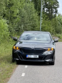 BMW 520 2.0 140kW thumbnail