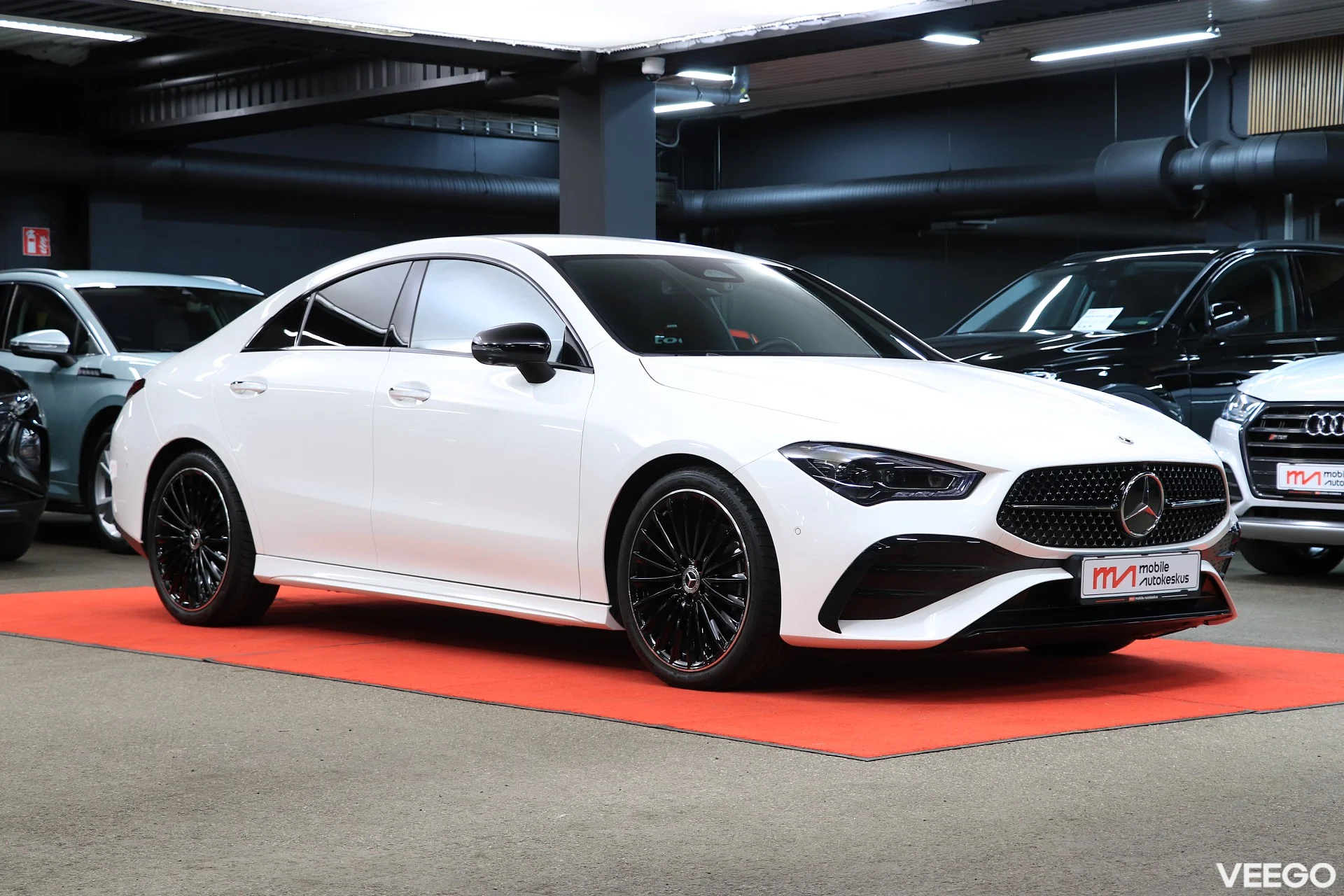 Mercedes-Benz CLA200 1.3 120kW