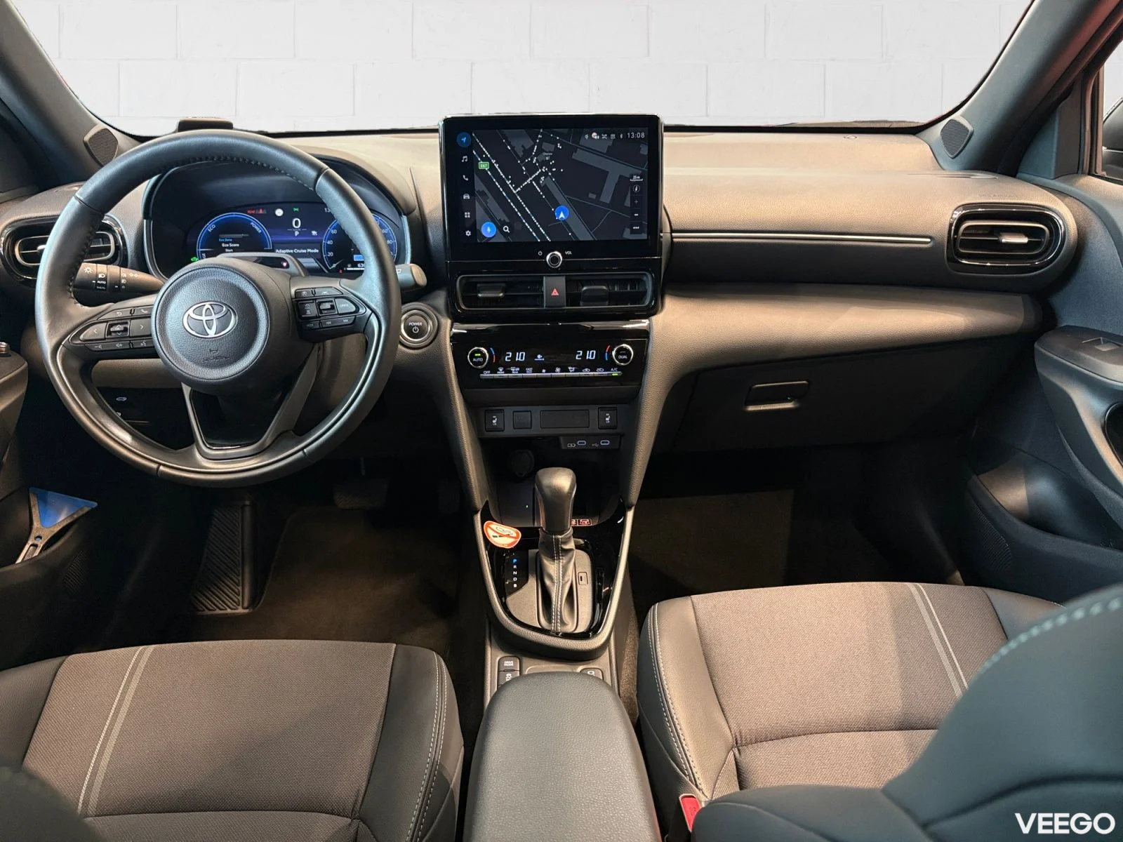 Toyota Yaris Cross Elegant Hybrid 1.5 68kW