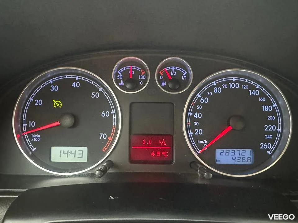 Volkswagen Passat B5.5 2.8 142kW