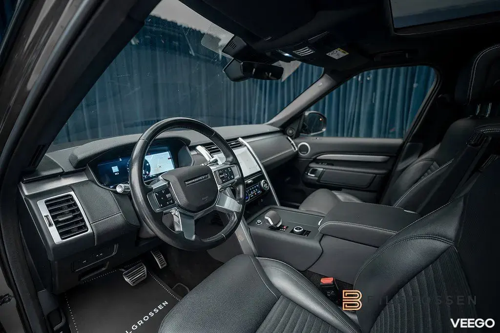 Land Rover Discovery D250 MHEV R-Dynamic 249hk Panorama 360 183kW