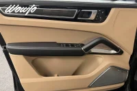 Porsche Cayenne Coupé Turbo S E-Hybrid 680HK /Se Spec 500kW thumbnail
