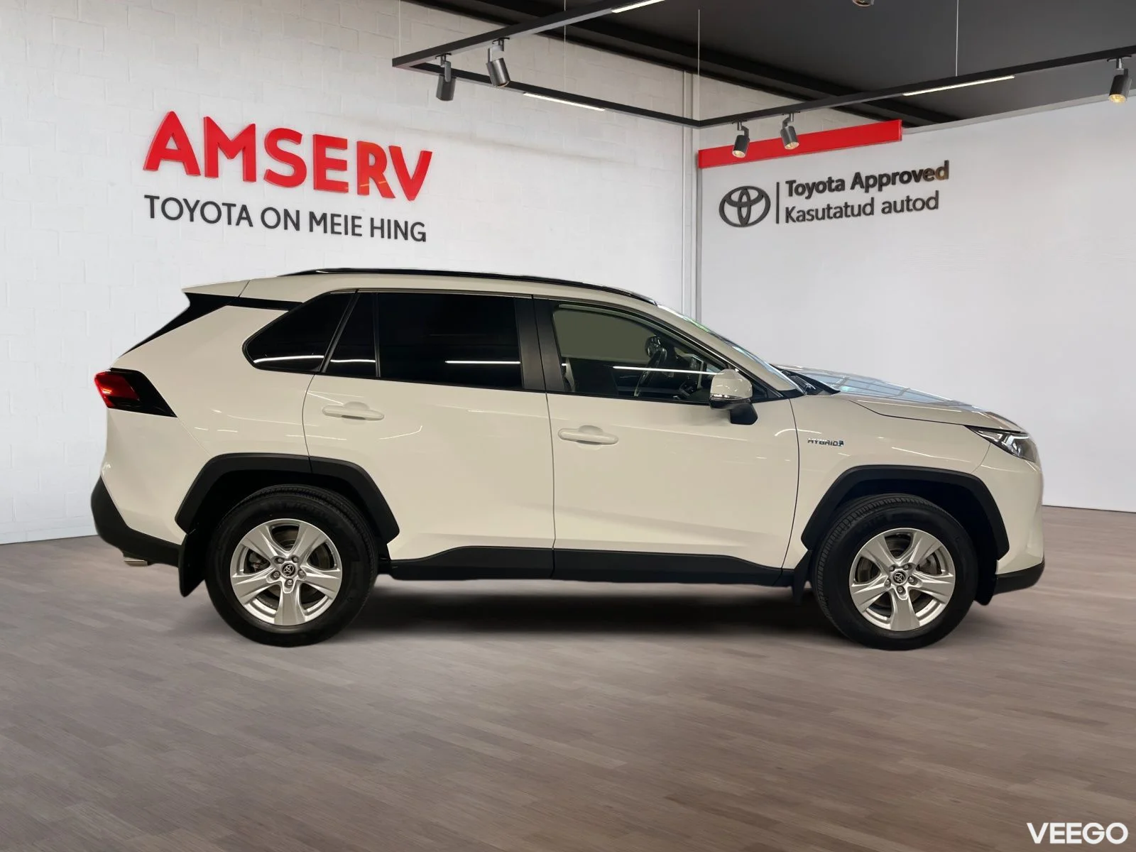 Toyota RAV4 Luxury 2.5 131kW
